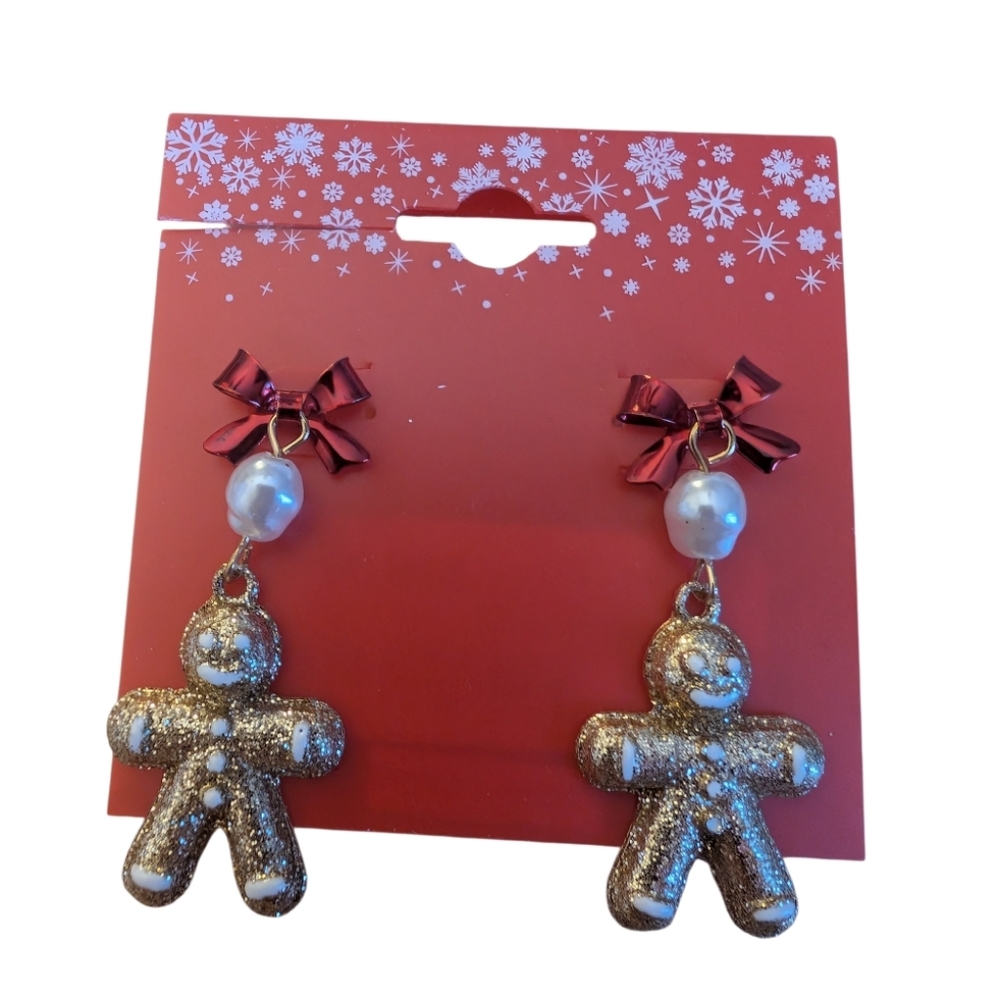 Gingerbread Man Earrings with‎ Red Bows